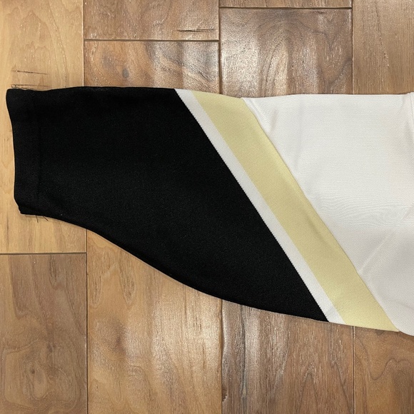 New with Tags Attached, Pittsburgh Penguins Mario Lemieux Jersey - Picture 4 of 15